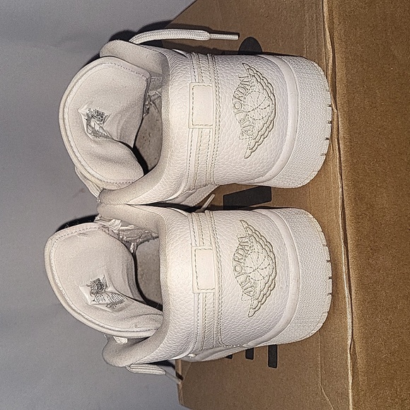 Jordan - Picture 3 of 5